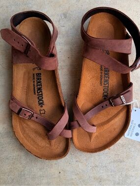 Birkenstock 38 100% Leather